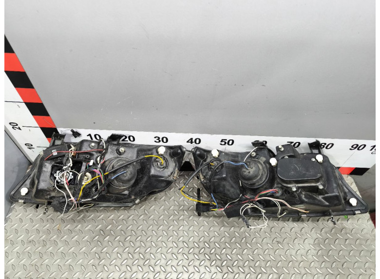 Фара передняя (комплект) к BMW 3 E90/E91/E92/E93, 2005г.