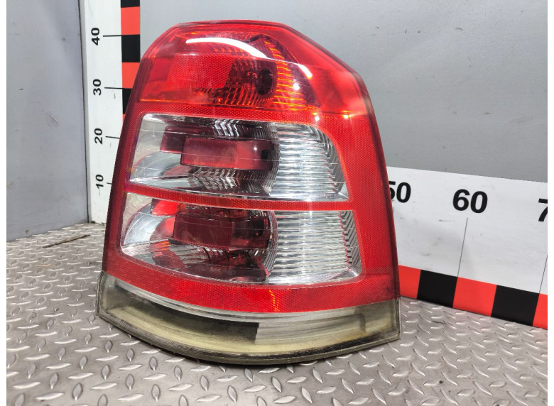 Фонарь задний правый к Opel Zafira, 2010г.