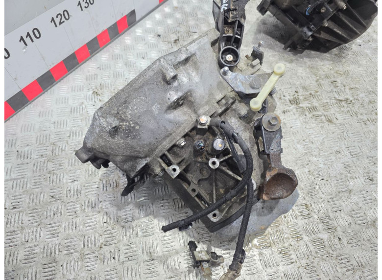 КПП механическая (МКПП) к Peugeot 208, 2011г.
