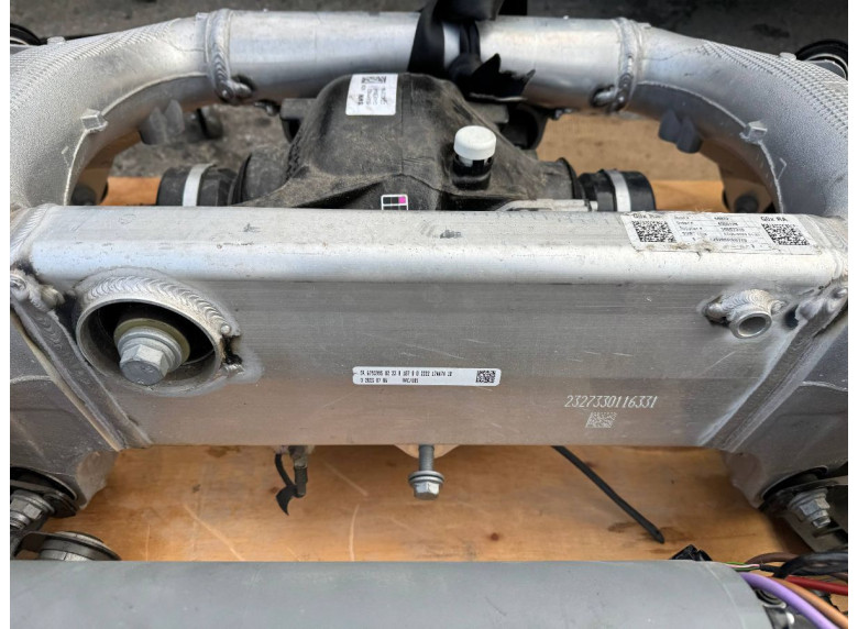 Балка подвески задняя к BMW XM G09, 2024г.