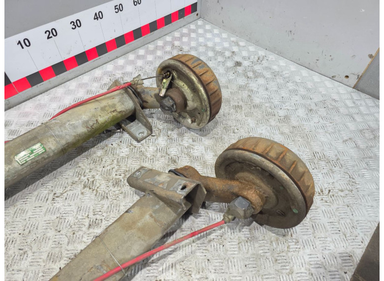 Балка подвески задняя к Schwarzmueller Полуприцеп, 2015г.