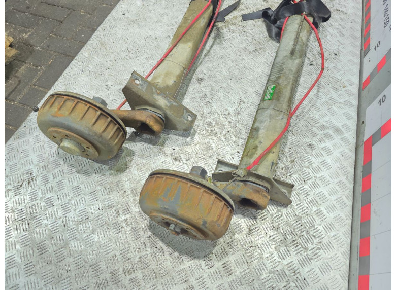 Балка подвески задняя к Schwarzmueller Полуприцеп, 2015г.