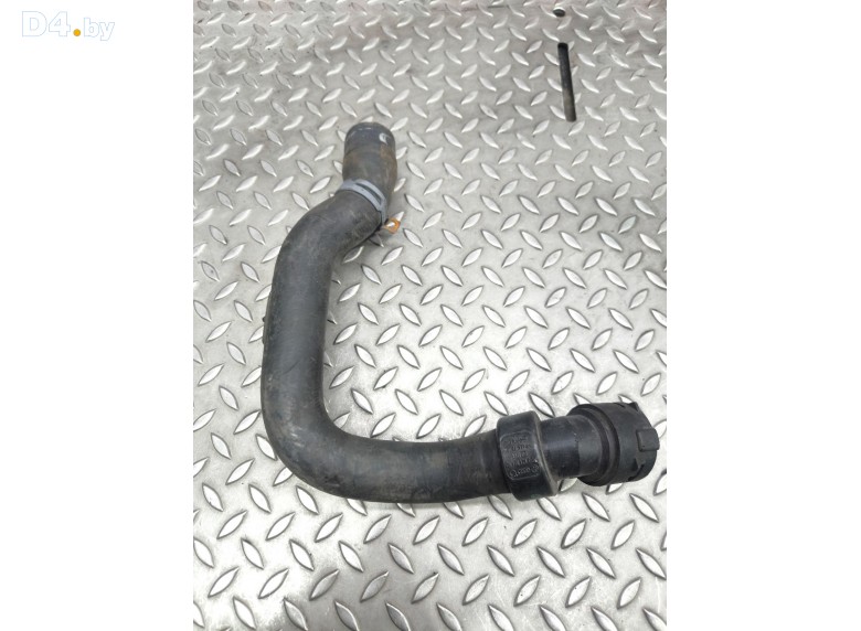 Патрубок радиатора к Volkswagen Passat undefined г.