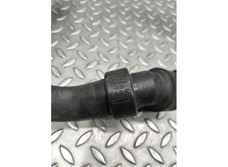 Патрубок радиатора к Volkswagen Passat, 2003г.