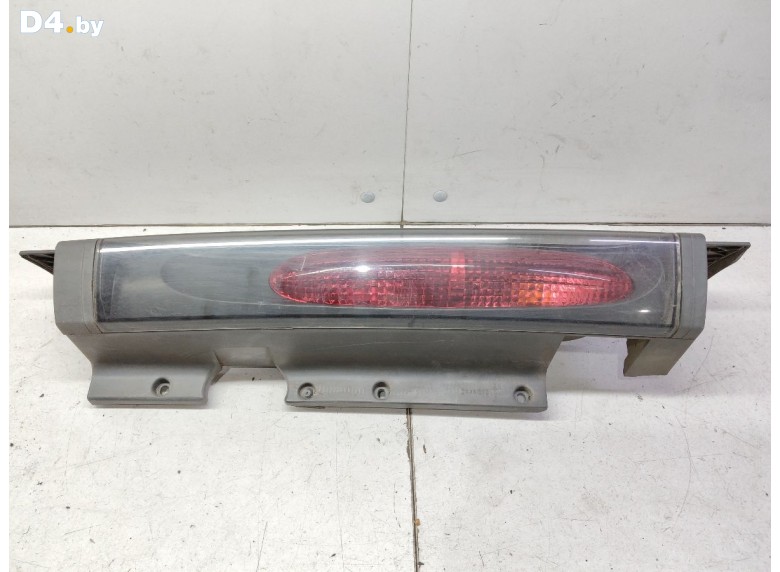 Фонарь задний правый к Opel Vivaro undefined г.