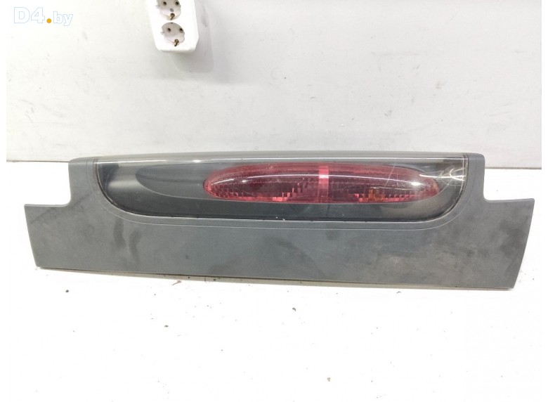 Фонарь задний левый к Opel Vivaro undefined г.