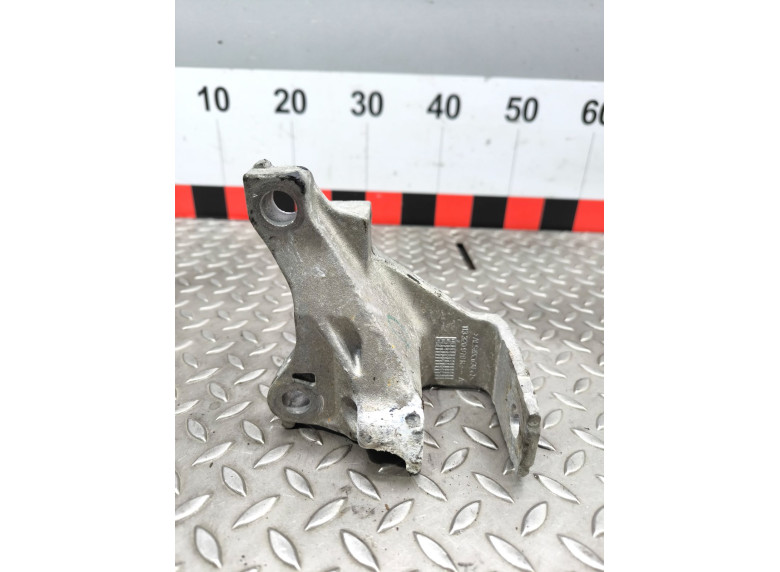 Кронштейн КПП к Renault Megane, 2020г.