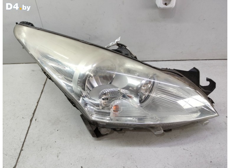 Фара правая к Peugeot 3008 undefined г.