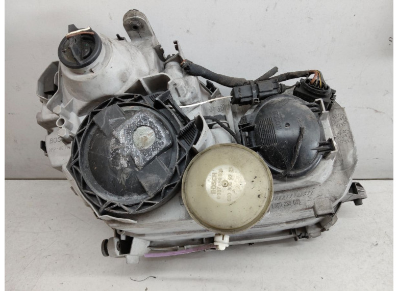 Фара левая к Фара левая к Mercedes CW203 undefined г. C W203