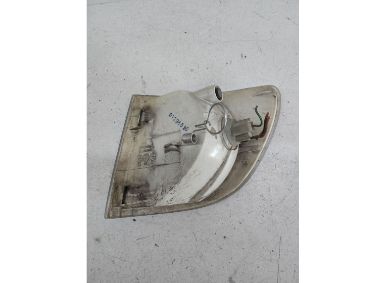 Поворотник правый к Mercedes Vito, 2000г.