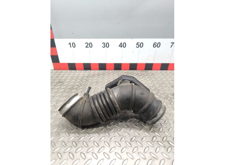 Патрубок воздушного фильтра к Mitsubishi Space Star