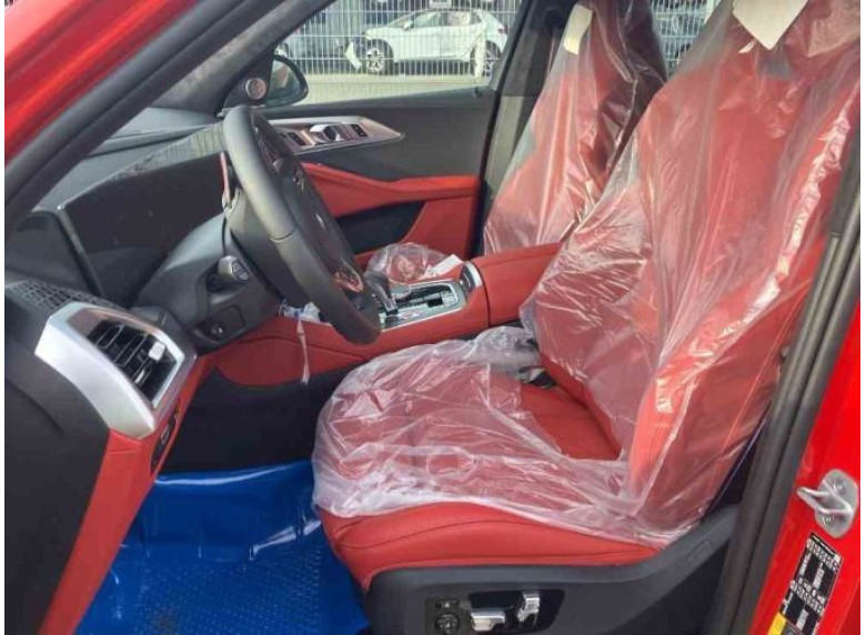 Суппорт передний правый к BMW XM G09, 2024г.