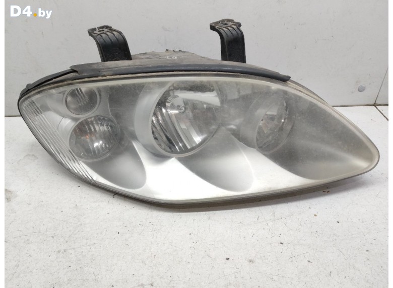 Фара правая к SsangYong Rodius undefined г.