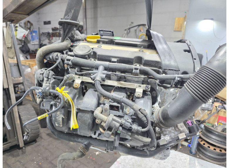 Двигатель к Opel Corsa, 2010г.