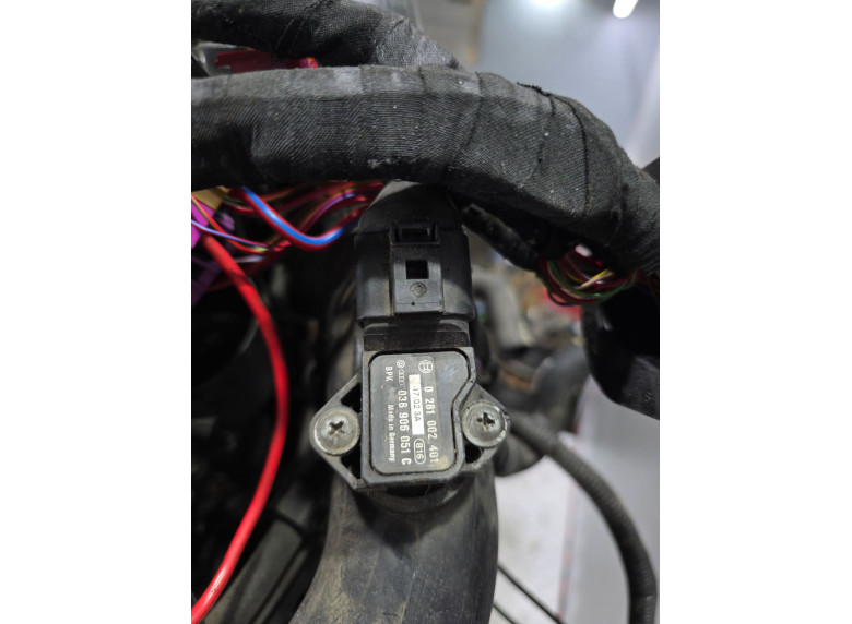 Датчик абсолютного давления к Audi A4, 2001г.