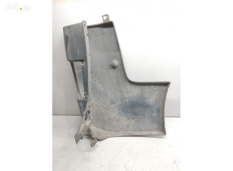 Клык бампера задний левый к Opel Vivaro undefined г.