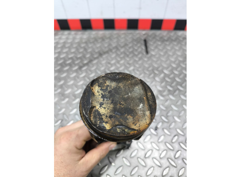 Поршень к Поршень к Nissan Tiida undefined г. Tiida