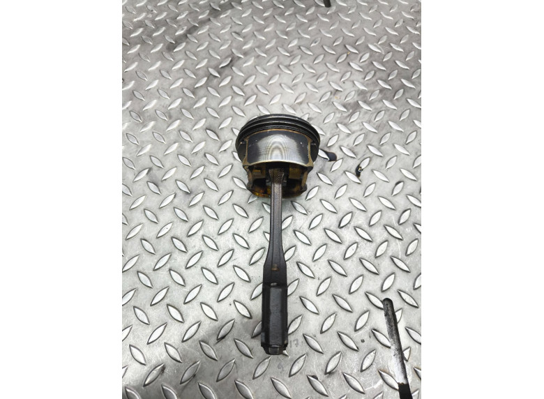 Поршень к Поршень к Nissan Tiida undefined г. Tiida