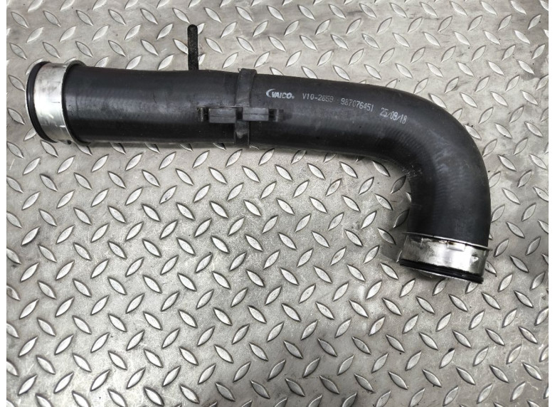 Патрубок интеркулера к Volkswagen Golf, 2005г.