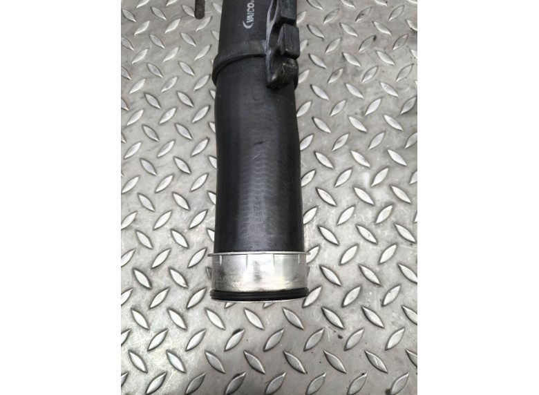 Патрубок интеркулера к Volkswagen Golf, 2005г.