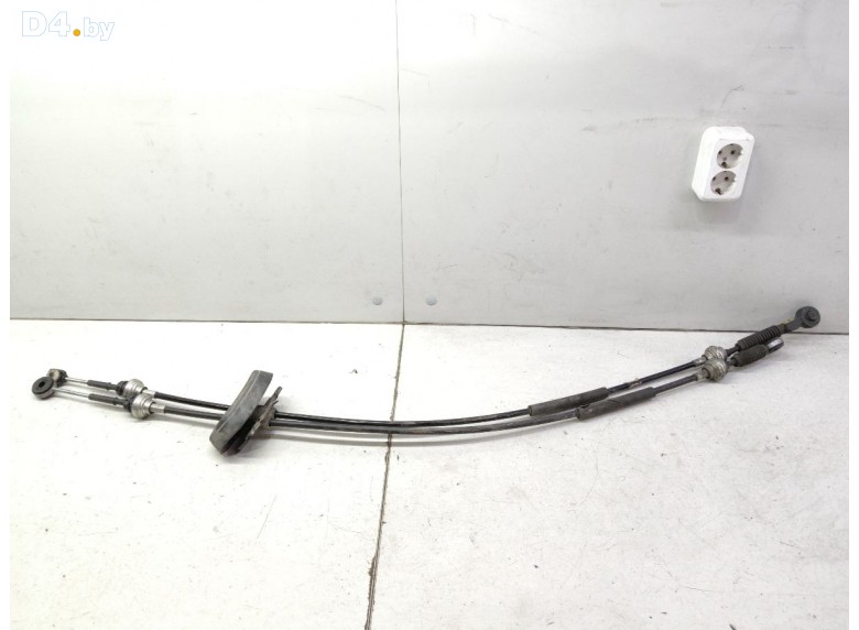 Трос кулисы КПП к Opel Vivaro undefined г.