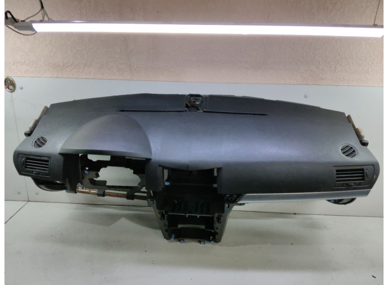 Панель передняя салона (торпедо) к Opel Astra, 2007г.