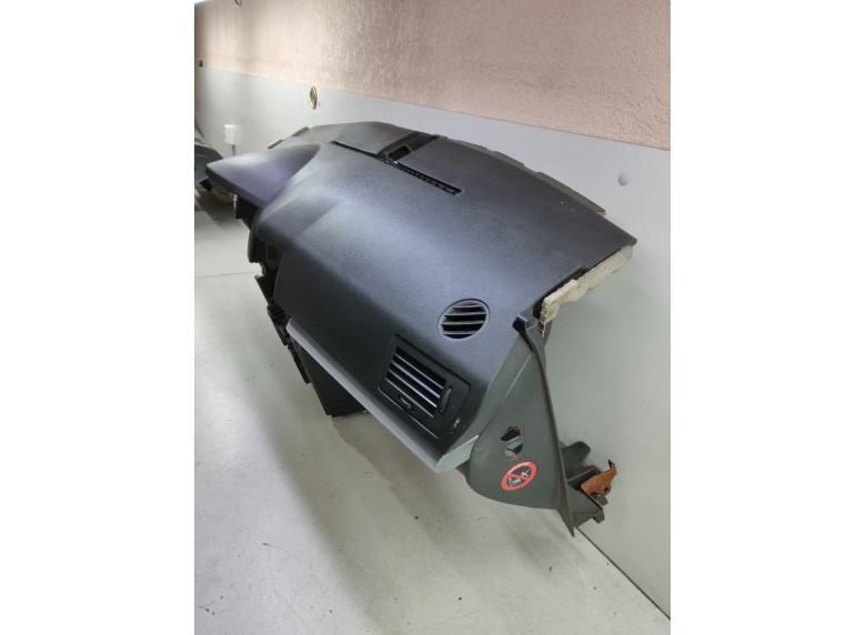 Панель передняя салона (торпедо) к Opel Astra, 2007г.