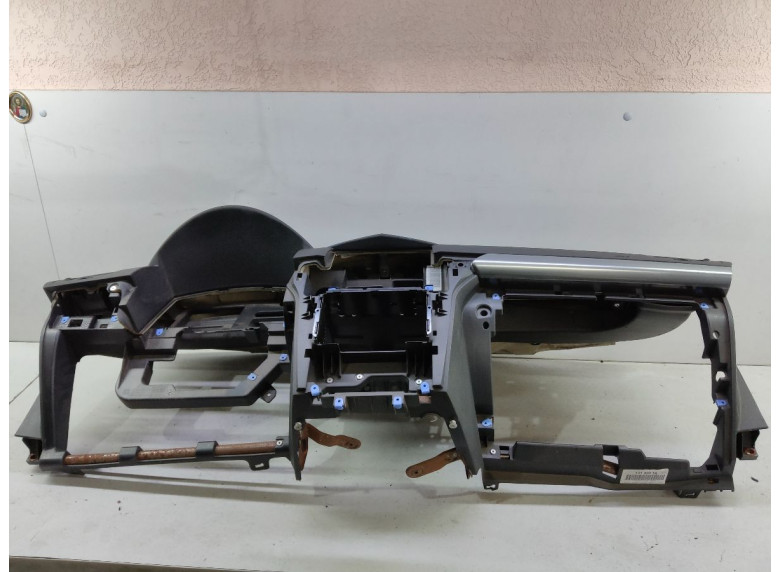 Панель передняя салона (торпедо) к Opel Astra, 2007г.