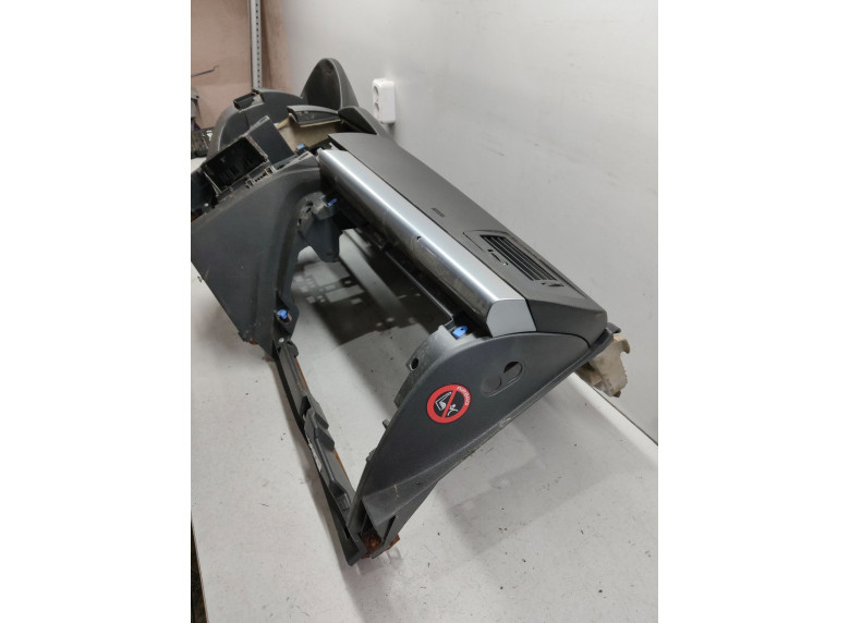 Панель передняя салона (торпедо) к Opel Astra, 2007г.