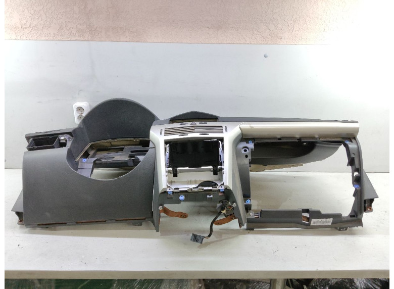 Панель передняя салона (торпедо) к Opel Astra, 2007г.