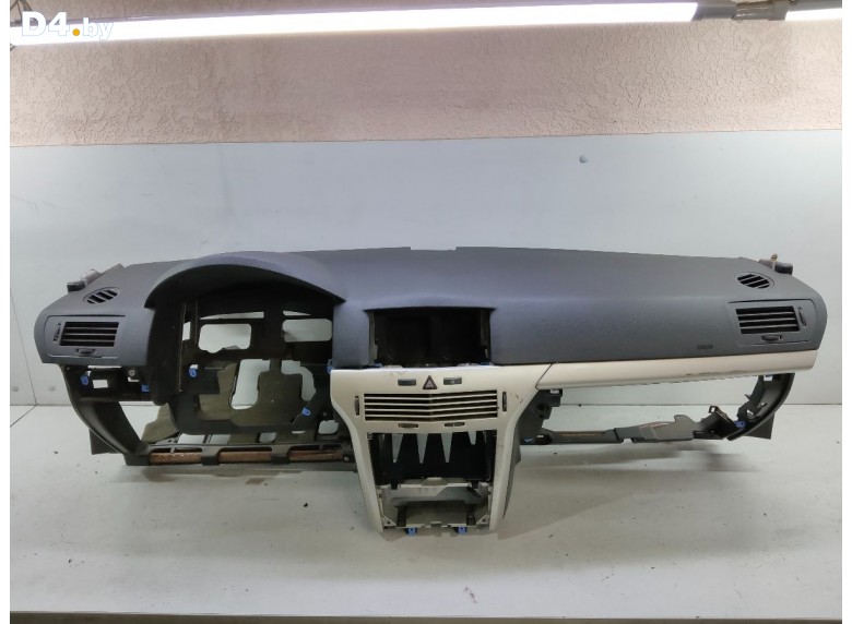 Панель передняя салона (торпедо) к Opel Astra undefined г.