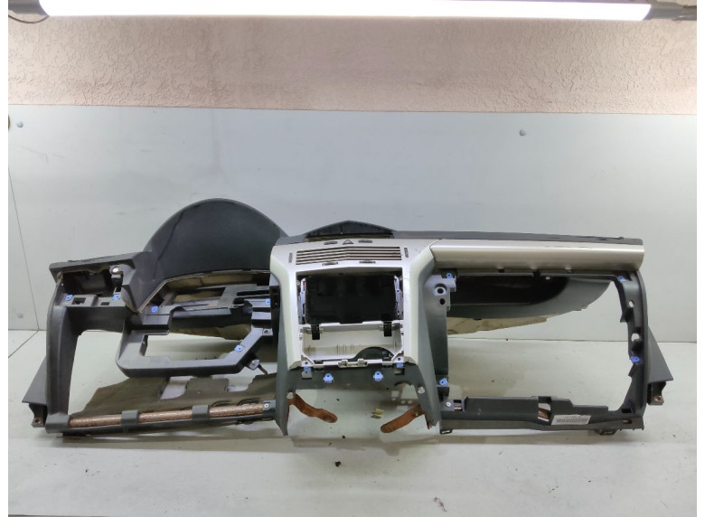 Панель передняя салона (торпедо) к Opel Astra, 2007г.