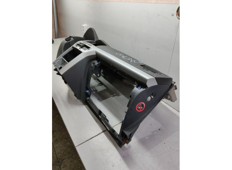 Панель передняя салона (торпедо) к Opel Astra, 2007г.