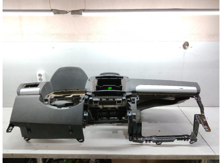 Панель передняя салона (торпедо) к Opel Zafira, 2006г.