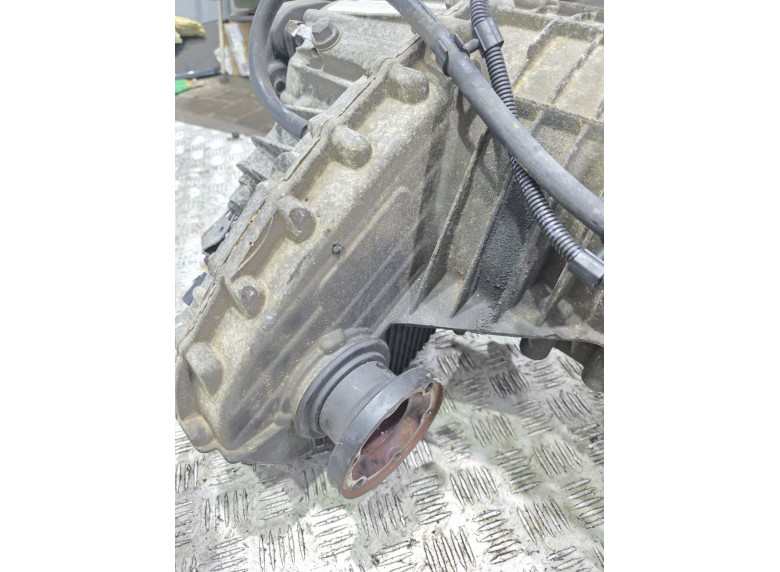 Раздаточная коробка к Volkswagen Touareg, 2004г.