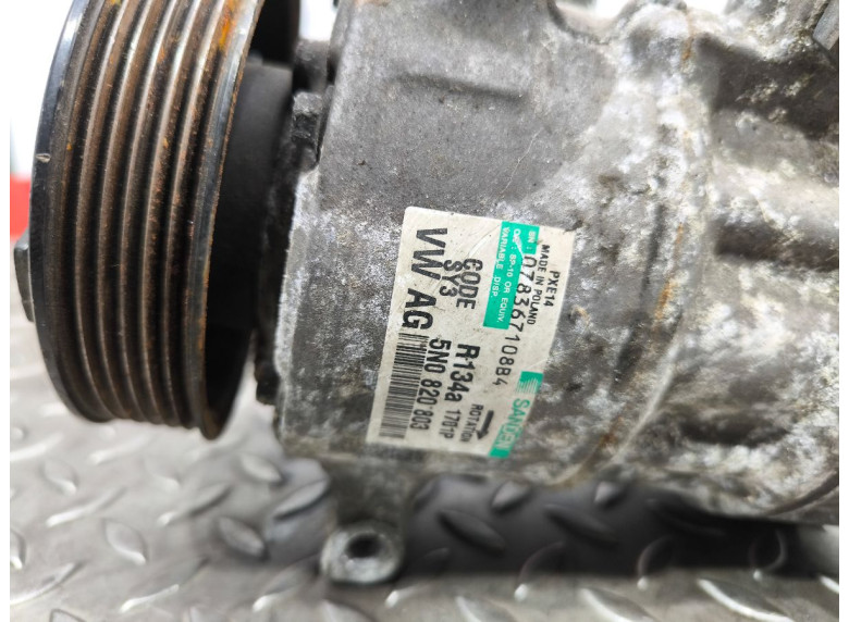 Компрессор кондиционера к Volkswagen Passat, 2007г.