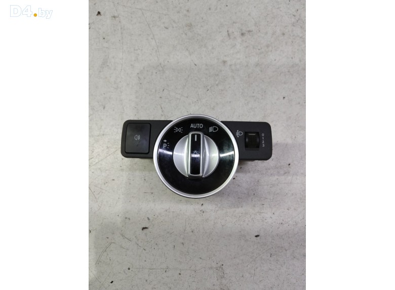 Переключатель света к Mercedes CW204 undefined г.