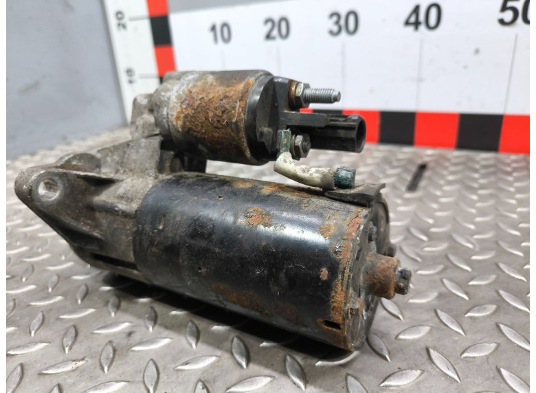 Стартер к Volkswagen Passat, 2006г.