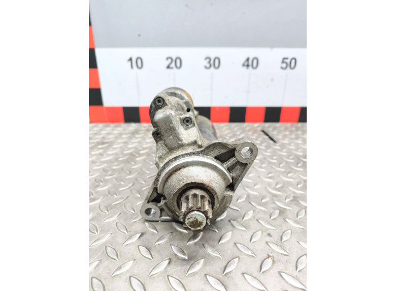 Стартер к Volkswagen Passat, 2006г.