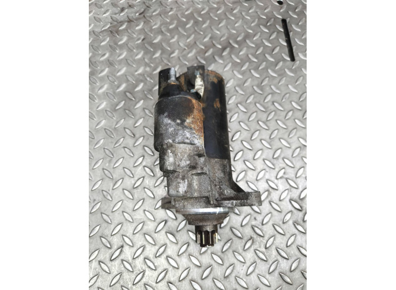 Стартер к Volkswagen Passat, 2006г.