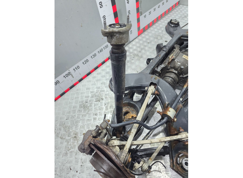 Амортизатор задний к Mercedes C W204, 2011г.