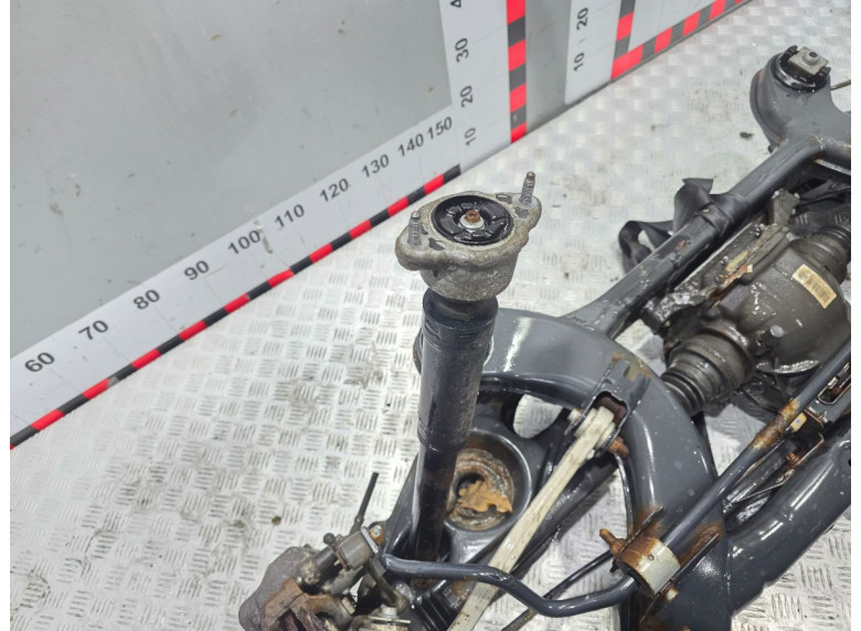 Амортизатор задний к Mercedes C W204, 2011г.