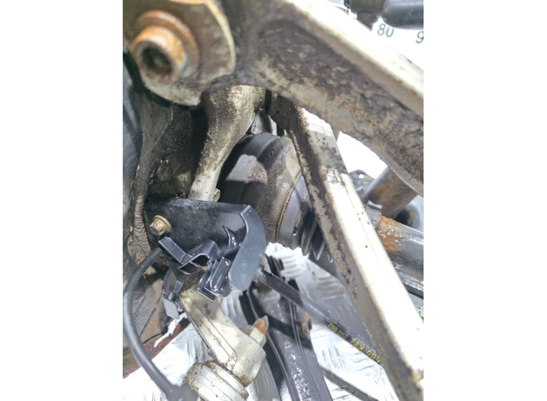 Полуось задняя (приводной вал, ШРУС) к Mercedes C W204, 2011г.