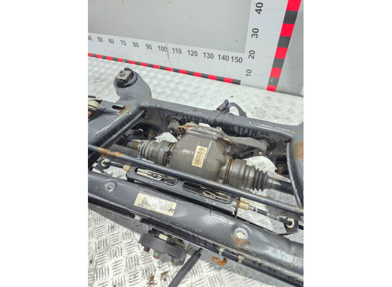 Редуктор заднего моста к Mercedes C W204, 2011г.