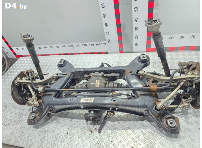 Балка подвески задняя к Mercedes CW204 undefined г.