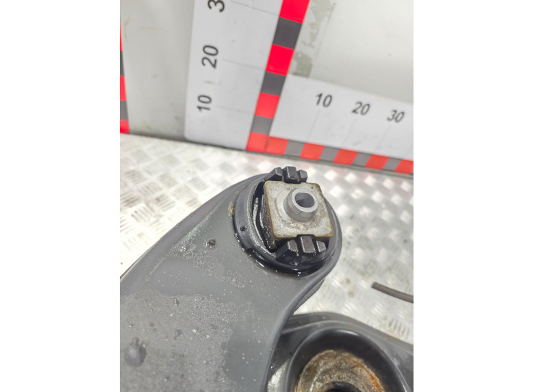 Балка подвески задняя к Mercedes C W204, 2011г.