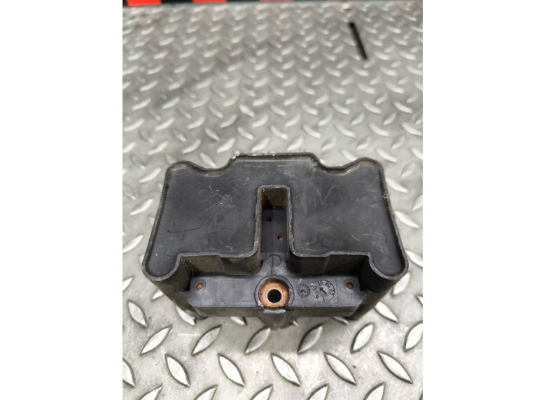 Катушка зажигания к Volkswagen Golf, 2000г.