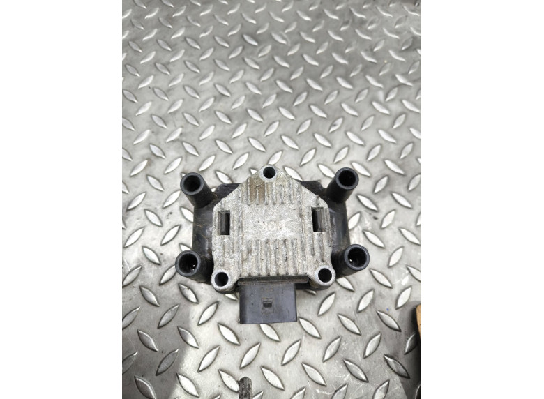 Катушка зажигания к Volkswagen Golf, 2000г.