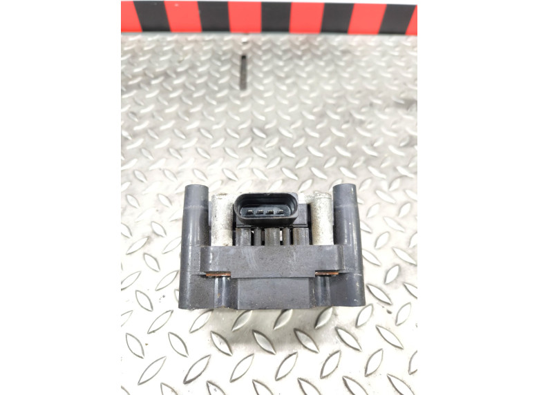 Катушка зажигания к Volkswagen Golf, 2000г.