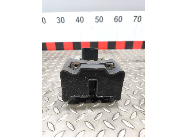 Катушка зажигания к Volkswagen Golf, 2000г.